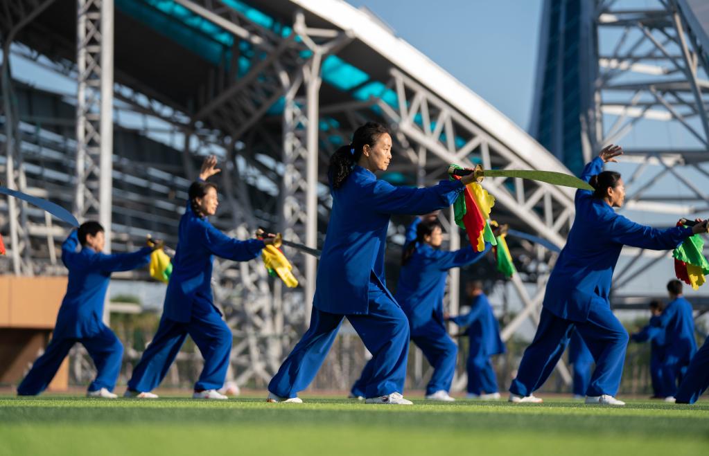 脚踏实地强筋壮骨——2022年全民健身活动硕果累累(图1)